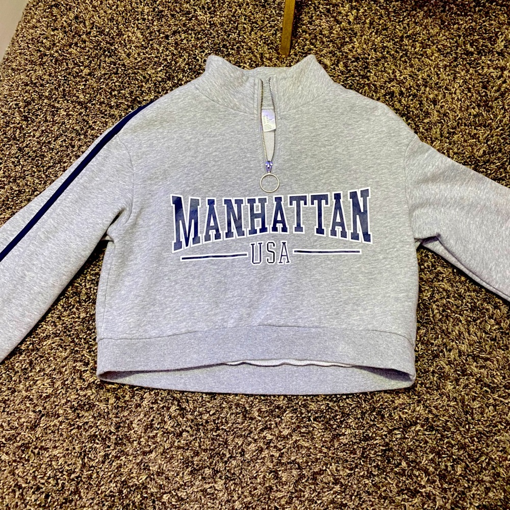 H&M crop sweatshirt